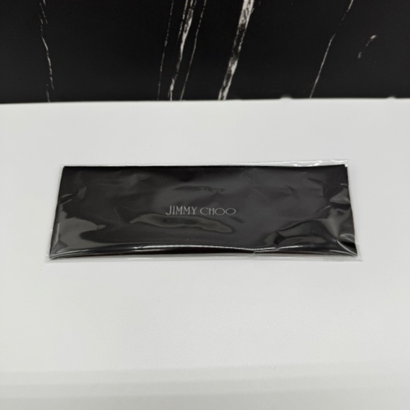 NEW AUTHENTIC JIMMY CHOO CASE FOR EYEWEAR, GREY LIGHT CASE FOR EYEWEAR - Picture 4 of 4